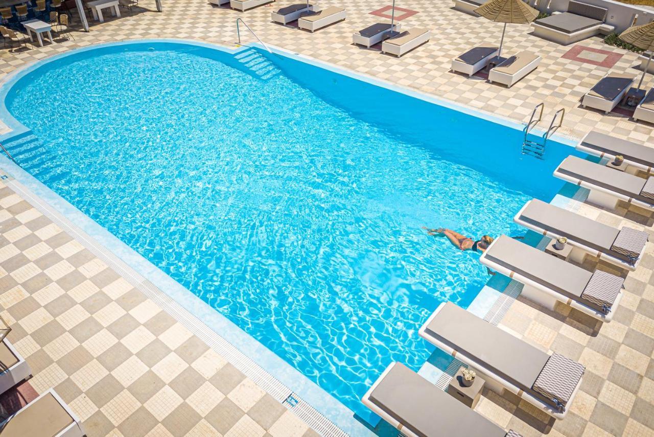 פריסה Marianna Hotel מראה חיצוני תמונה